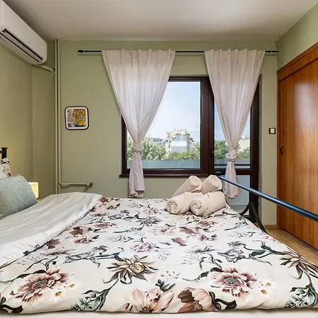 Apartmán Spacious 2br Kremena 10 Minutes Walk To Center *